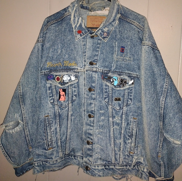 Never Made Vase of Roses Vintage Levi's Denim Jacket Complexcon - Picture 2 of 6